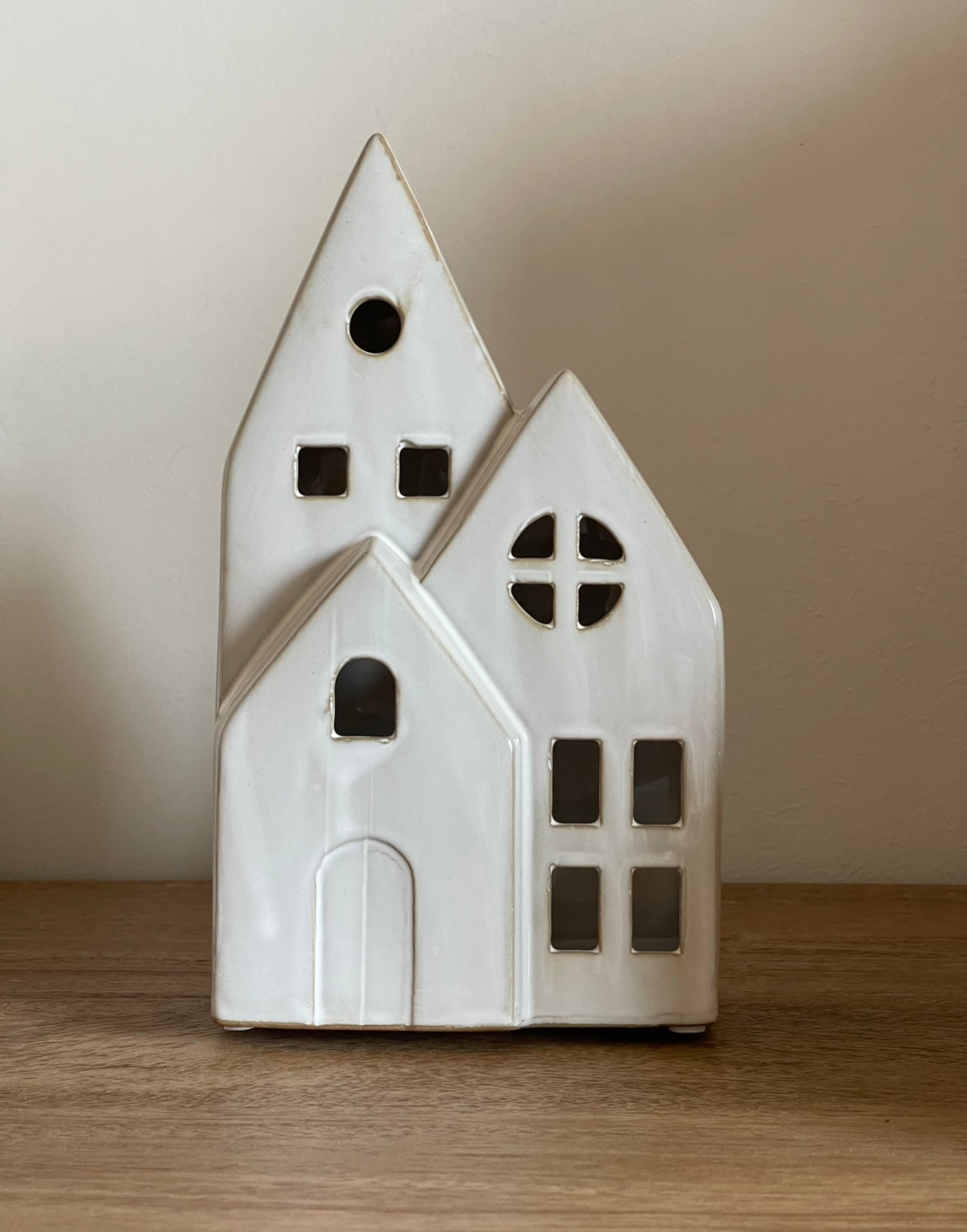 Triple Light Up Ceramic Houses