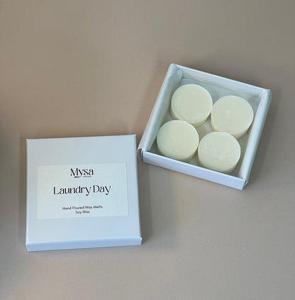 Laundry Day luxury scented wax melts in gift box. Home fragrance with soy wax and Baby Powder, light musk, lavender &amp; jasmine.