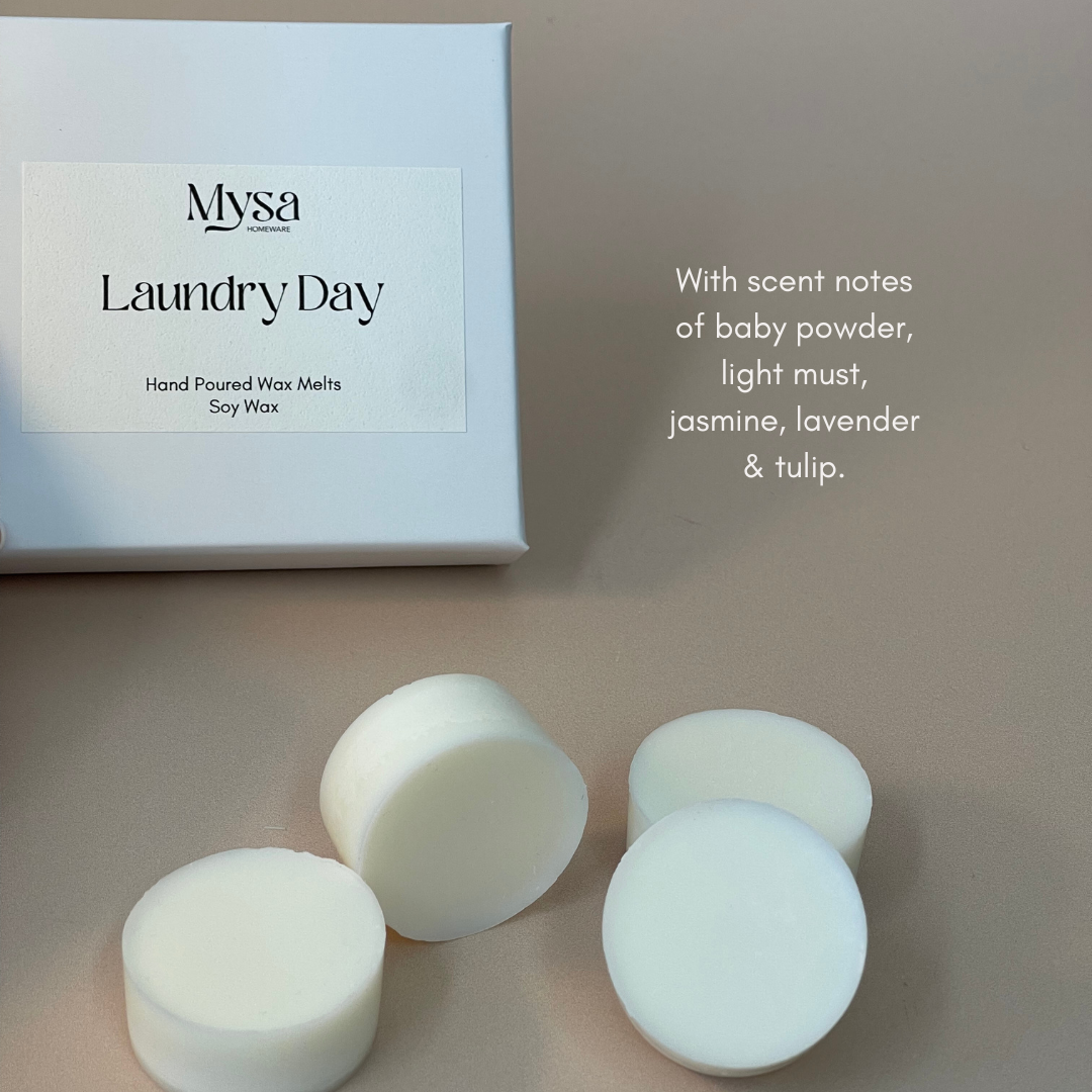 Laundry Day luxury scented wax melts in gift box. Home fragrance with soy wax and Baby Powder, light musk, lavender &amp; jasmine.